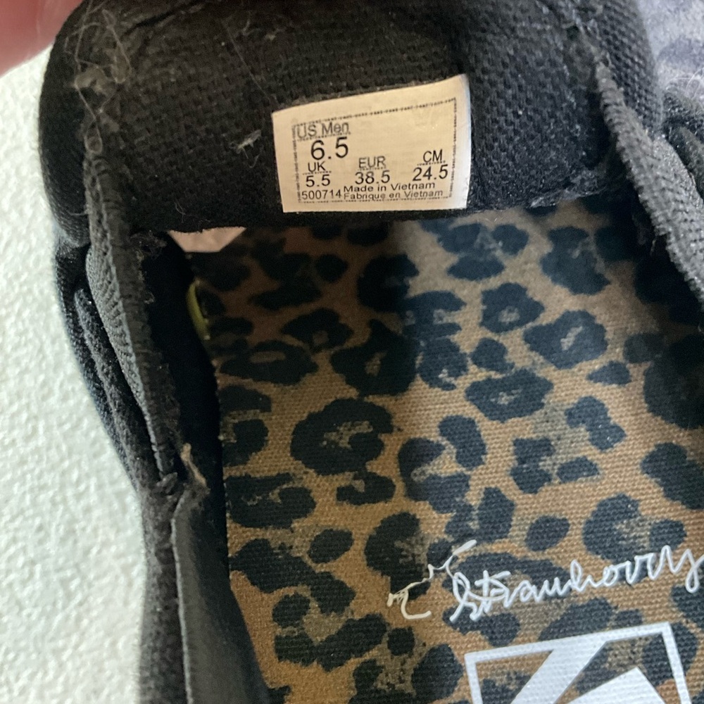 MENS VANS X CHER STRAUBERRY SLIP-ON CHEETAH SNEAKER. SIZE 6.5 - Picture 7 of 7